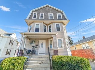 90 Safford St, Quincy, MA 02170