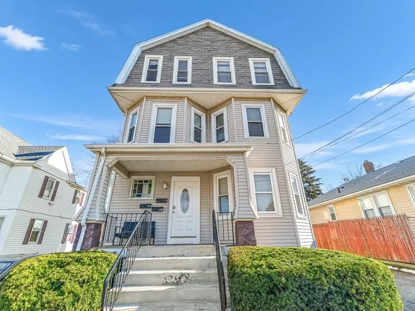 90 Safford St, Quincy, MA 02170