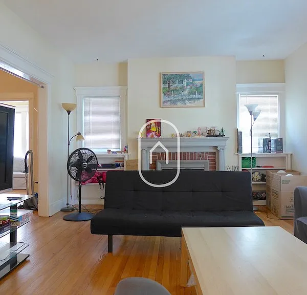209 Winchester St #1 — Photo 6
