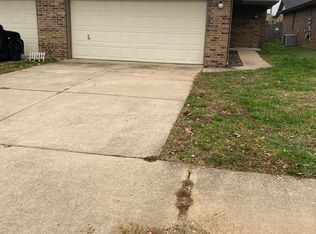 322 E Edgewood St #2, Springfield, MO 65807