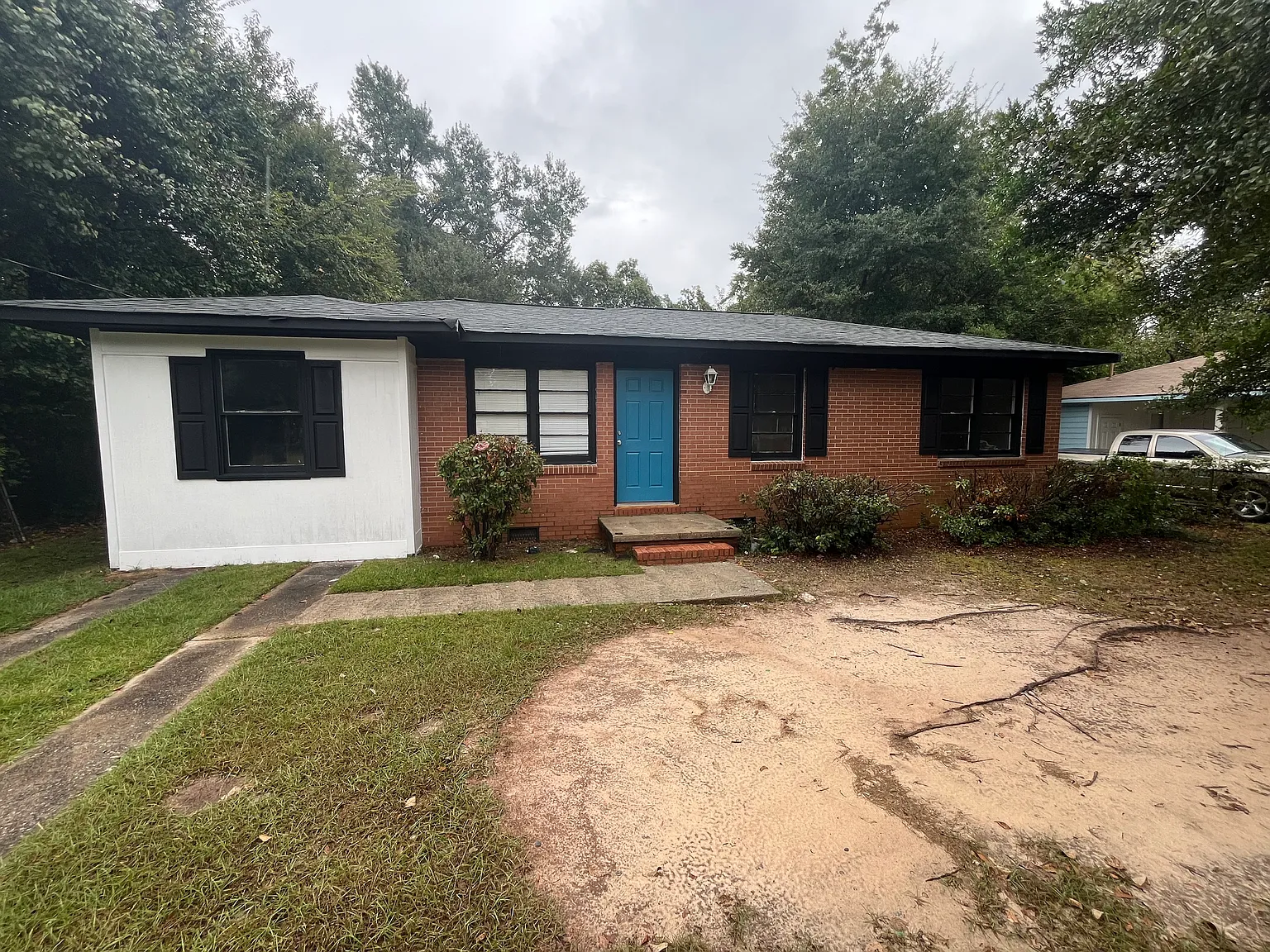 204 Ravenwood Way photo 1