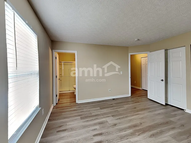 7057 Bennell Dr — Photo 10
