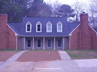 330 Farm Trce, Roswell, GA