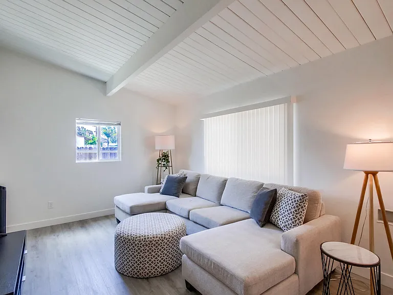 4114 Fond Du Lac Ave — Photo 5