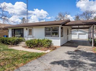 1235 River Rd, Wisconsin Dells, WI 53965