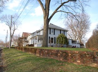 1319 Hillcrest Dr, Cuyahoga Falls, OH 44221