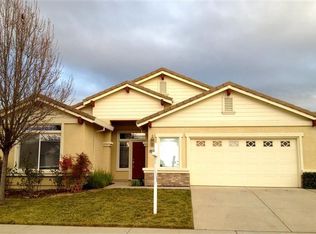 8013 Quaker Ridge Way, Sacramento, CA 95829