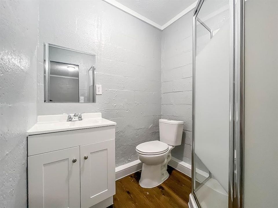 415 N Beauregard St Alvin TX Zillow