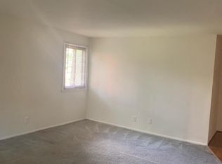 3924 Stone Gate Dr APT C, Suitland, MD 20746