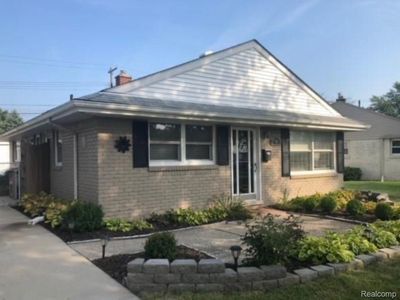 18305 Hinton St, Riverview, MI, 48193