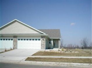 2654 Hawkridge Ct SE, Rochester, MN 55904