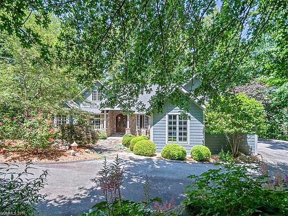 2nd image of 750 Solomon Cir #10