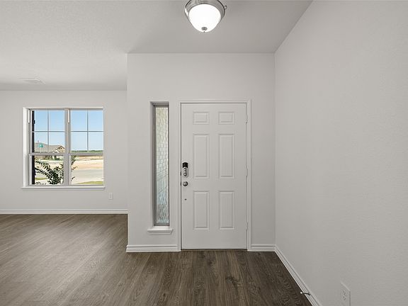 5th image of 1913 Seminole Dr