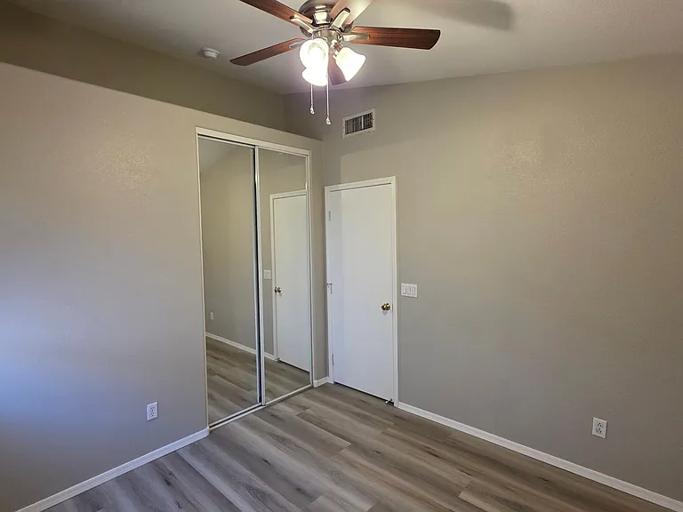 16197 W Washington St — Photo 10