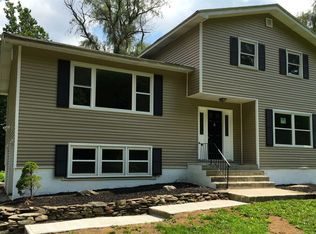 194 Cedar Valley Rd, Poughkeepsie, NY 12603