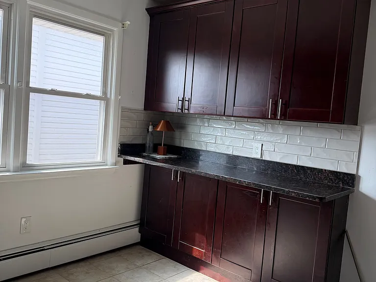 102 Harcourt Ave — Photo 12