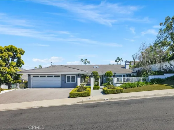 866 N Holly Glen Dr, Long Beach, CA 90815