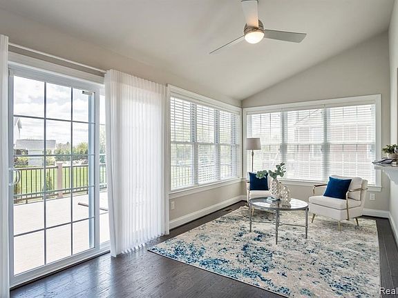 4th image of 1856 Napa Dr #20