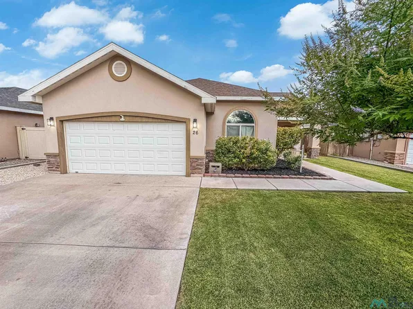 26 N Acoma Ct, Hobbs, NM 88240