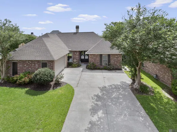 10766 Oakley Trace Dr, Baton Rouge, LA 70809