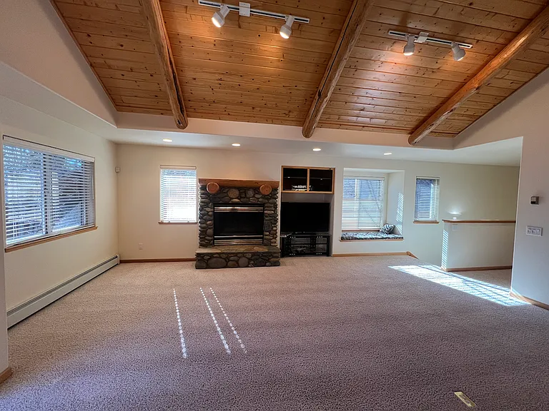 928 Northwood Blvd #9 — Photo 6