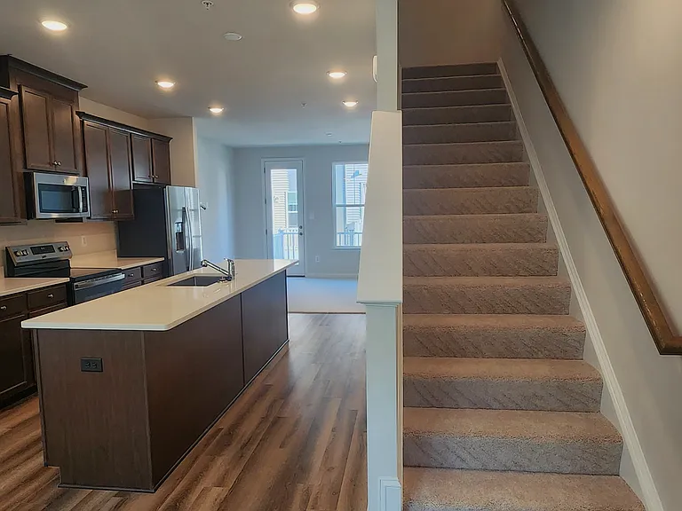 5929 Northwest Dr — Photo 15
