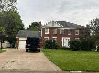 2888 Saint Albans Cir NW, North Canton, OH 44720