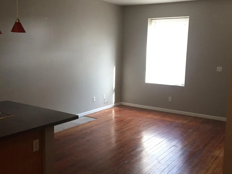 2235 Indiana Ave #2 — Photo 22