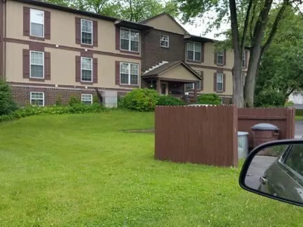 609 Robeson St APT 11, Stroudsburg, PA 18360