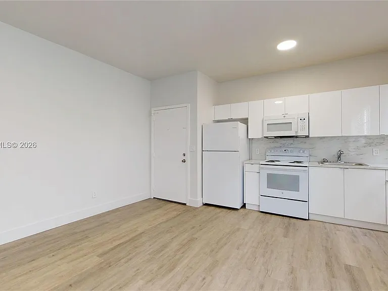 828 Pennsylvania Ave #7 — Photo 5