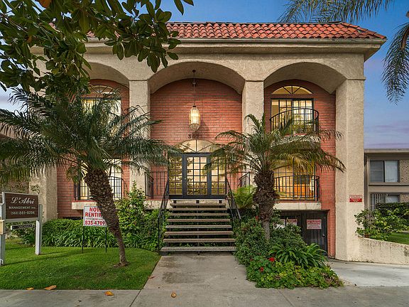 2nd image of 12433 Pacific Ave #9c8ee5275
