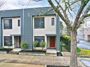 2933 35th St, Sacramento, CA 95817