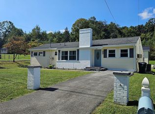 2221 Westfield St, Bristol, VA