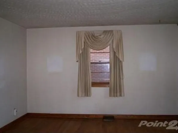 630 Crystal Ave, Chesapeake, VA 23324