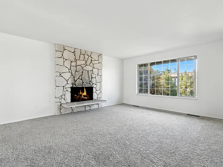 11304 SE 179th St #A — Photo 3
