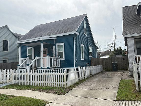 2nd image of 3411 Avenue M