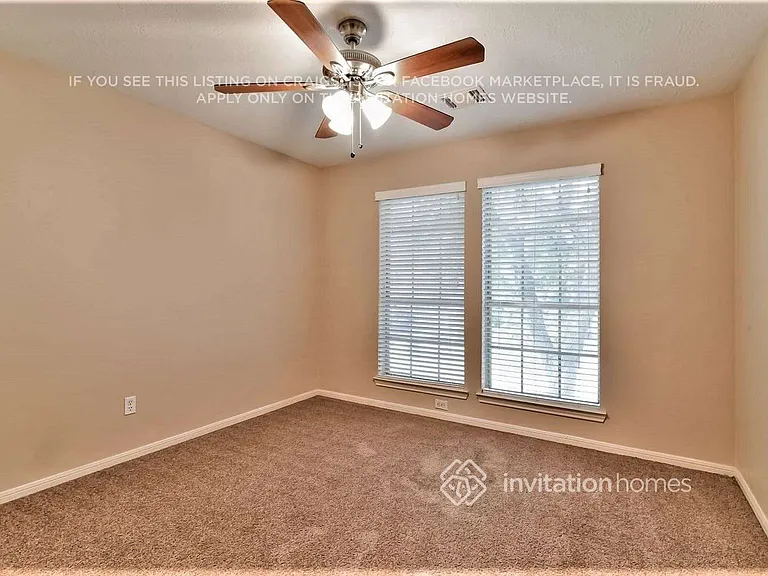1011 Wentworth Dr — Photo 8