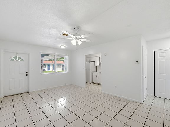 3rd image of 7211 Venetian St APT 3