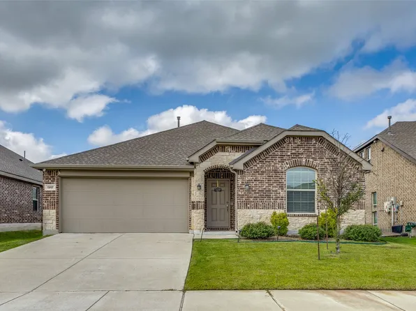 1357 Rembrandt Dr, Lake Dallas, TX 75068