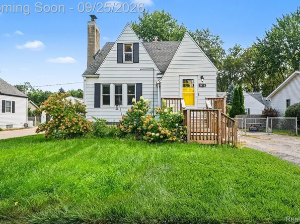 3418 Seebaldt Ave, Waterford, MI 48329