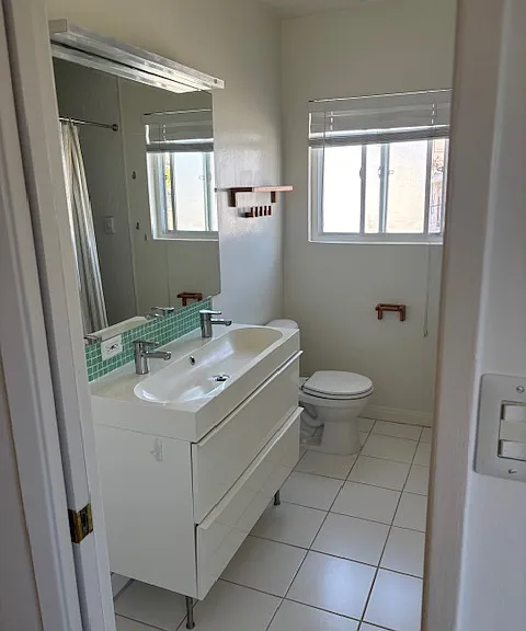 MASTER BATH 1