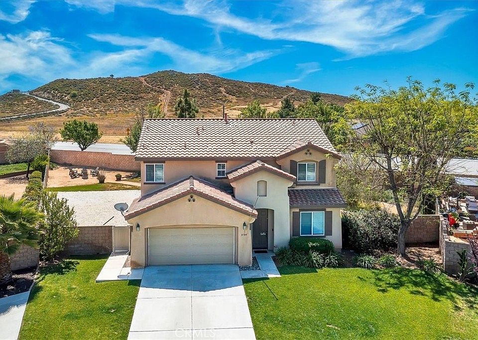 1st image of 31749 Pompei Ln
