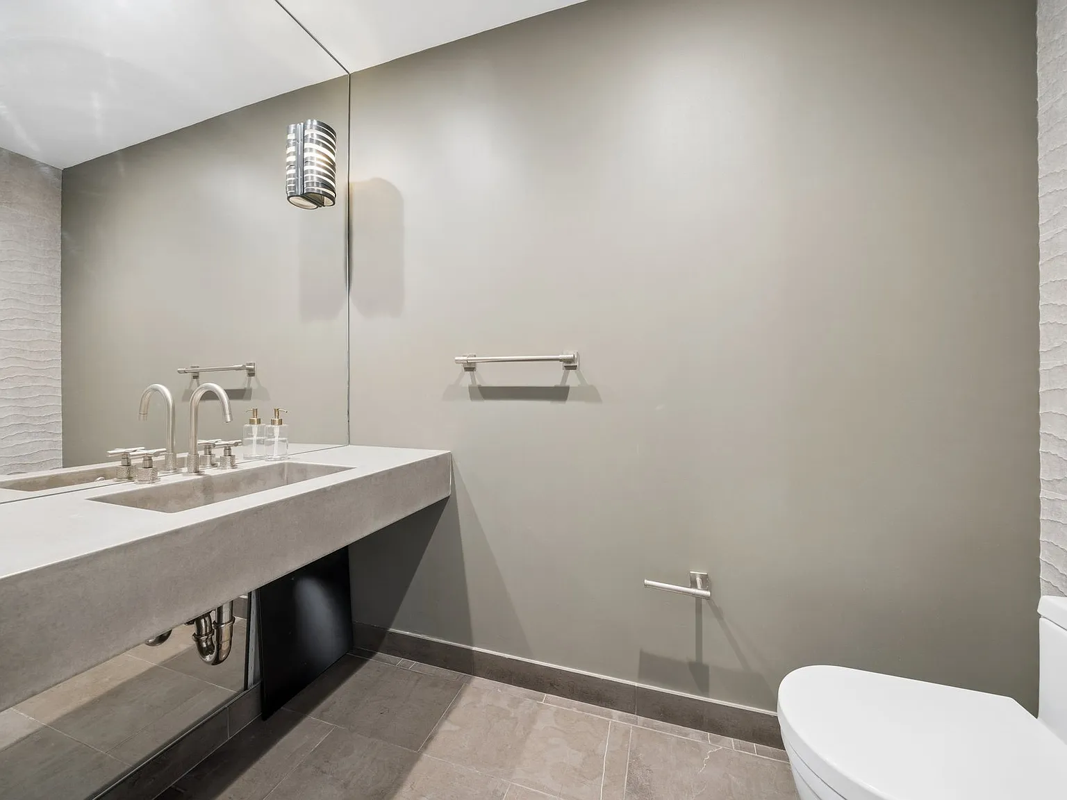 360 East 89th Street — Photo 4