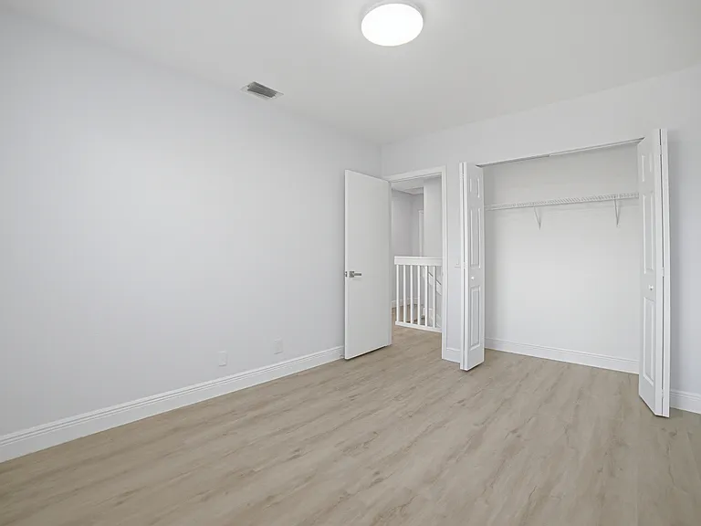 535 Talavera Rd — Photo 11