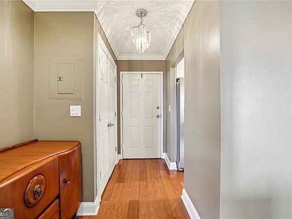 3rd image of 300 Johnson Ferry Rd NE Unit B804