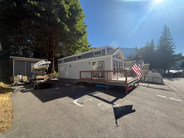 220 Jnell Ln, Port Angeles, WA 98363