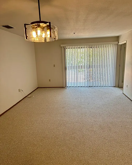 1 bed, 1.5 bath, 950 sqft, $2,500 — Photo 3