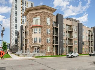 2600 University Ave SE APT 318, Minneapolis, MN 55414
