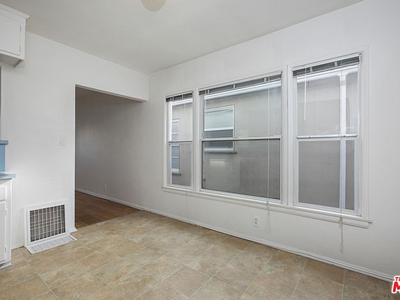 5th image of 11813 Gateway Blvd