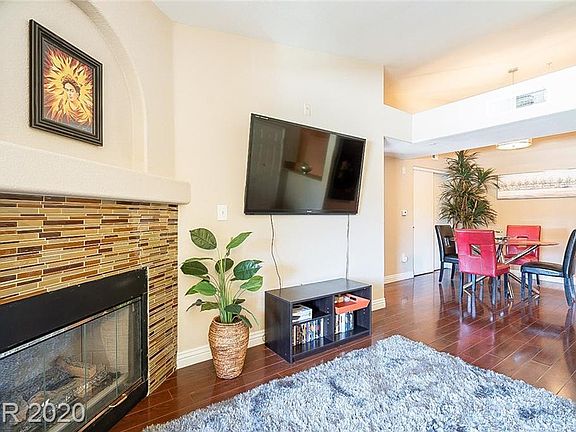 4th image of 950 Seven Hills Dr APT 2124